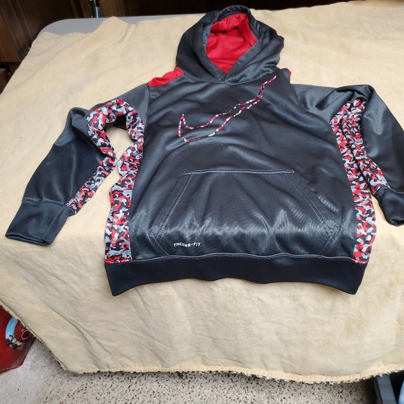 Therma fir Nike sweatshirt size 12 - Picture 2 of 5